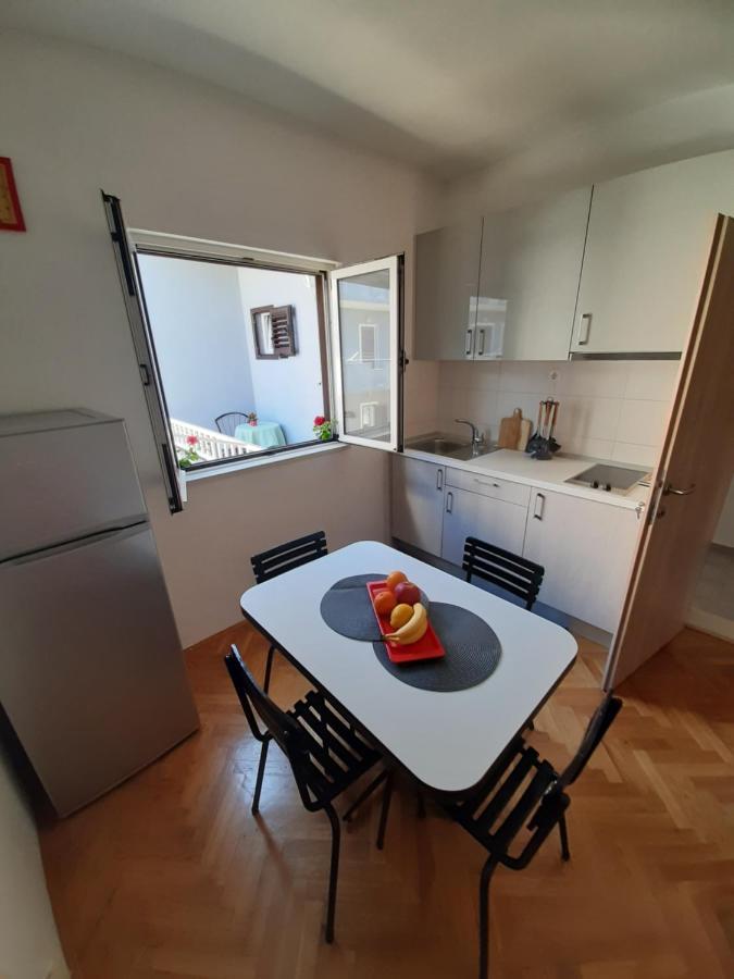 Luce Apartment Makarska